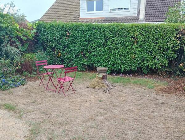 SAINT-HERBLAIN - Maison en impasse de 76,34m², 2 CH, garage et jardin