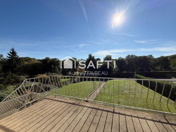 Maison sur sous-sol, 2 chambres, bureau, 2 garages