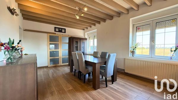 Maison 8 pièces de 169 m² à Merville (59660)