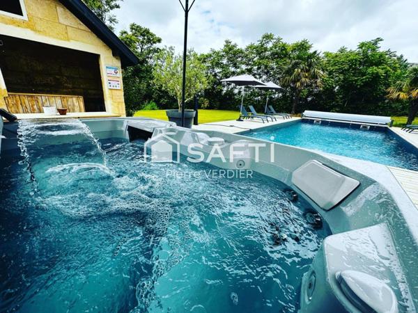 Demeure de prestige, proche Bordeaux, trois maisons