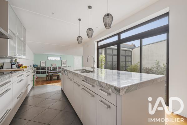 Maison à vendre 6 pièces 178,82 m² Asnières-sur-Seine