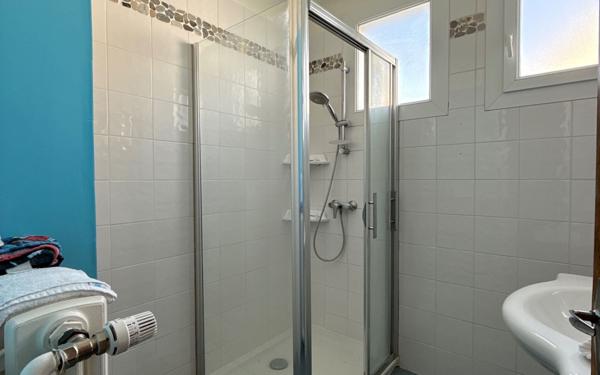 Maison à vendre    5 pièces •  Tavaux