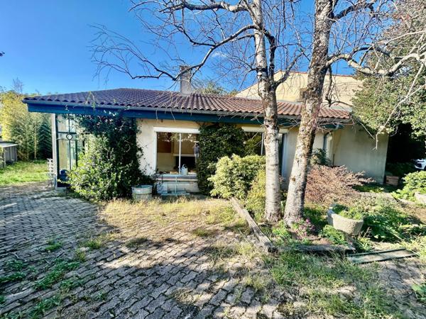 Grande maison avec jardin et garage secteur Aussillon les Auques