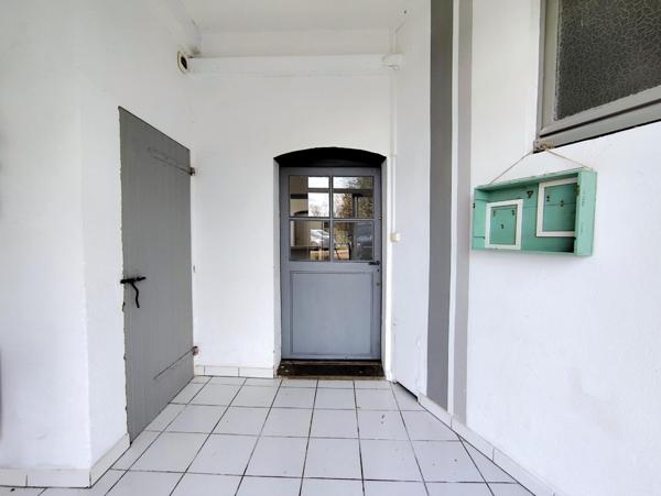 Immeuble de rapport 4 appartements et une maison