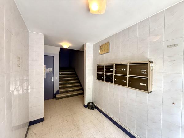 Appartement 3 Pièces avec parking et cave proche RER