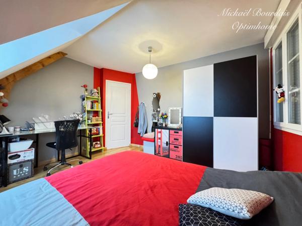 🏡 Maison familiale de 194 m² habitables – 5 chambres – Sous-sol total de 104 m² – Secteur La Suze-sur-Sarthe (72)