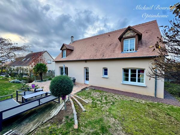 🏡 Maison familiale de 194 m² habitables – 5 chambres – Sous-sol total de 104 m² – Secteur La Suze-sur-Sarthe (72)