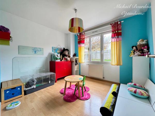 🏡 Maison familiale de 194 m² habitables – 5 chambres – Sous-sol total de 104 m² – Secteur La Suze-sur-Sarthe (72)