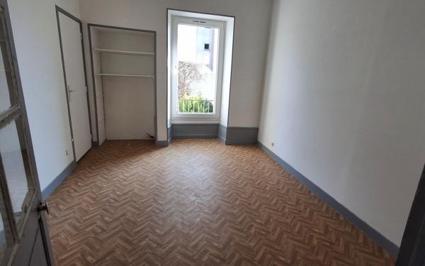 Appartement à vendre    2 pièces • 48,79 m2 Périgueux