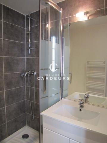 Studio
                                                                                                                                                                                                                                                                                                                        1 pièce(s)                                                                                                                                                                                                                                                                                                                              20.83  m²
