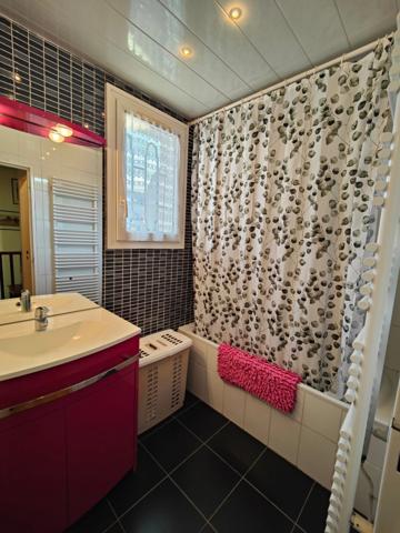 Maison à vendre 6 pièces MONTIGNY LE BRETONNEUX (78)