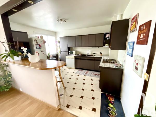 Appartement à vendre 4 pièces 82 m² Sainte-Geneviève-des-Bois