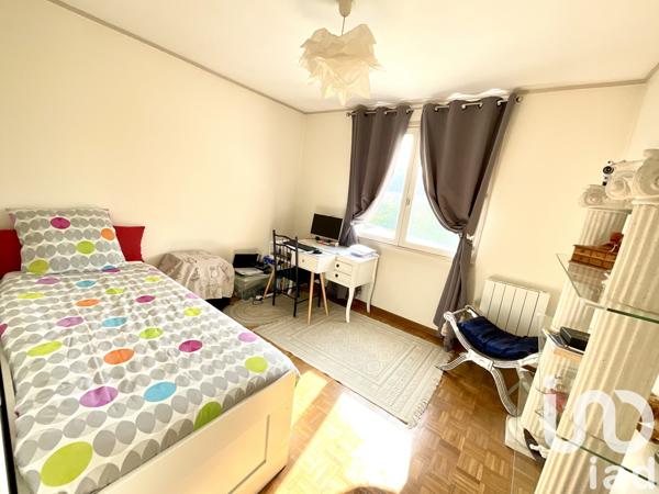 Appartement à vendre 4 pièces 82 m² Sainte-Geneviève-des-Bois