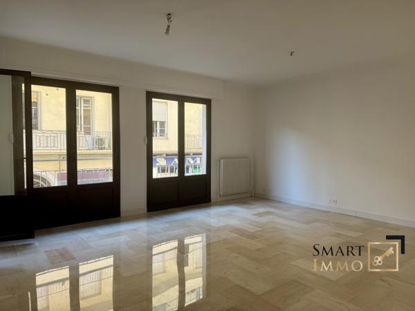 3P - RÉNOVÉ - PARKING + CAVE