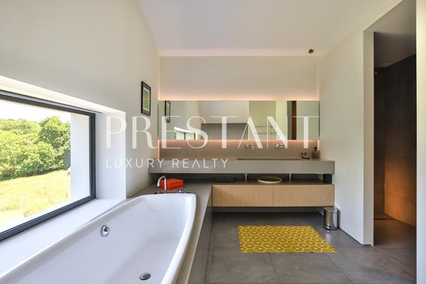 ALANETXEA – Location de vacances à Arbonne, Pays Basque près de Biarritz, villa avec piscine – 8 personnes, ARBONNE