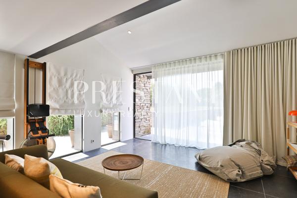 ALANETXEA – Location de vacances à Arbonne, Pays Basque près de Biarritz, villa avec piscine – 8 personnes, ARBONNE
