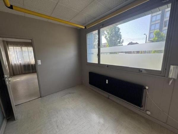 Bureau à Louer à VALENCIENNES 800 €