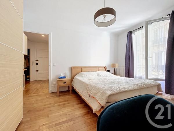 Appartement F2 à vendre  2 pièces - 47 m 2   PARIS  - 75020