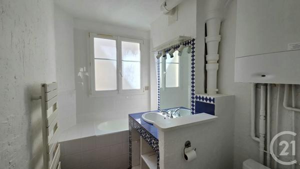 Appartement 2 Pièces à vendre  2 pièces - 39,30 m 2   PARIS  - 75018