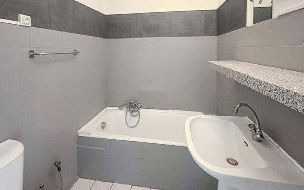 Appartement à vendre    1 pièce • 19,81 m2 Nice