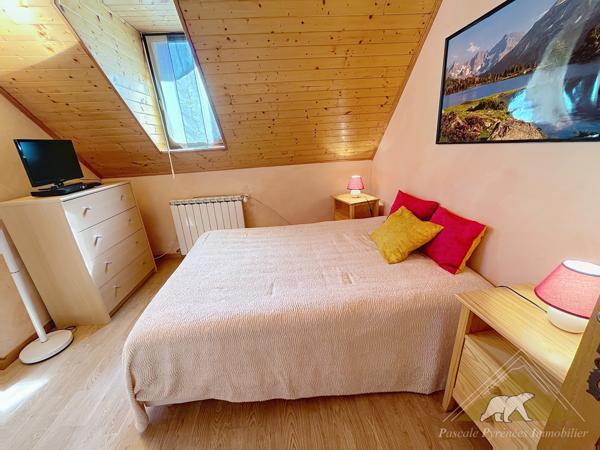 SOUS OFFRE - 6 kms de Saint Lary - L'intemporelle de Guchen - maison de Type T5