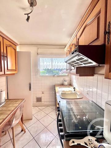 Appartement F4 à vendre  4 pièces - 68,53 m 2   SARTROUVILLE  - 78