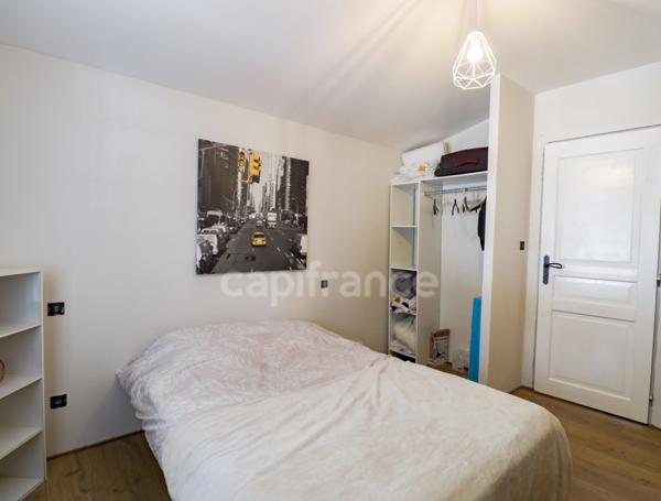 À découvrir sans tarder : Belle maison familiale rénovée avec goût, à 10 min de Castres !