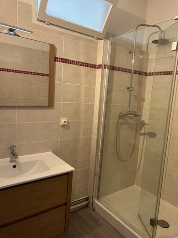 APPARTEMENT T3 DANS IMMEUBLE EN PIERRE Bordeaux (33000)