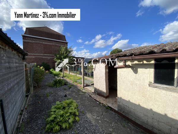 Maison
                                                                                                                                                                                                                                                                                                                        6 pièce(s)                                                                                                                                                                                                          4 chambre(s)                                                                                                                                                                                                          100  m²