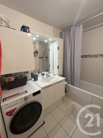 Appartement F2 à vendre  2 pièces - 41,20 m 2   MEAUX  - 77