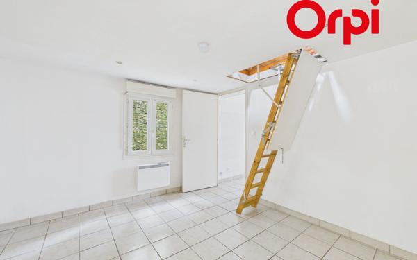 Immeuble à vendre    7 pièces •  Bernay