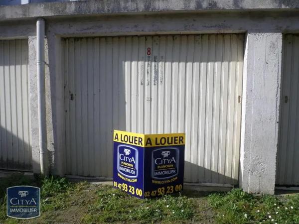 Parking à louer Chinon (37500)