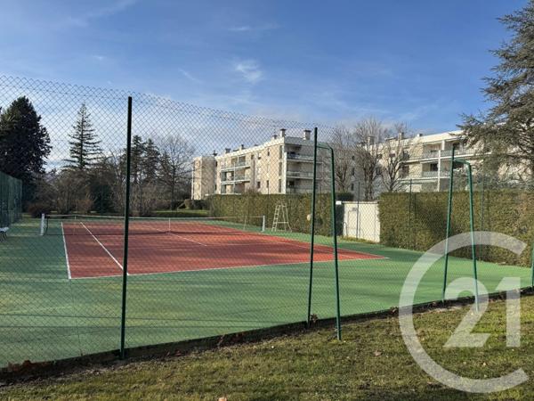 Appartement T3 à vendre  4 pièces - 93,66 m2 CHARBONNIERES LES BAINS - 69