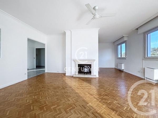 Appartement T3 à vendre  4 pièces - 93,66 m2 CHARBONNIERES LES BAINS - 69