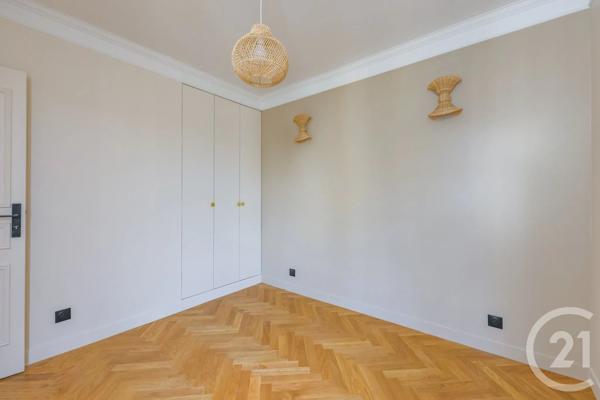 Appartement F3 à vendre  3 pièces - 40,53 m 2   MONTROUGE  - 92