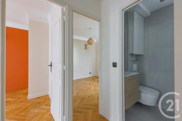 Appartement F3 à vendre  3 pièces - 40,53 m 2   MONTROUGE  - 92