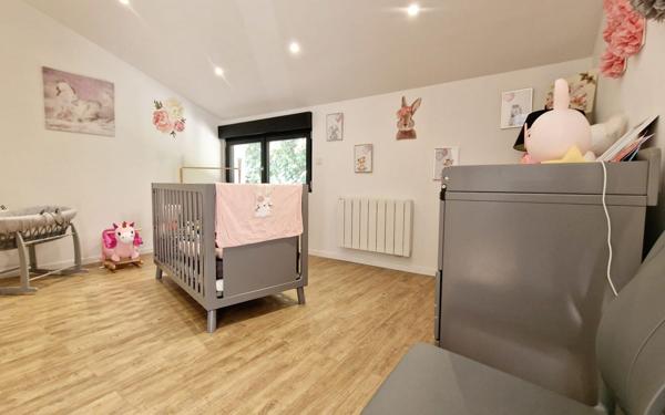 Maison à vendre    7 pièces • 285 m2 Saint-Quentin