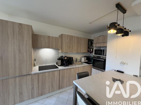 Appartement à vendre 3 pièces 55 m² Saint-Fargeau-Ponthierry