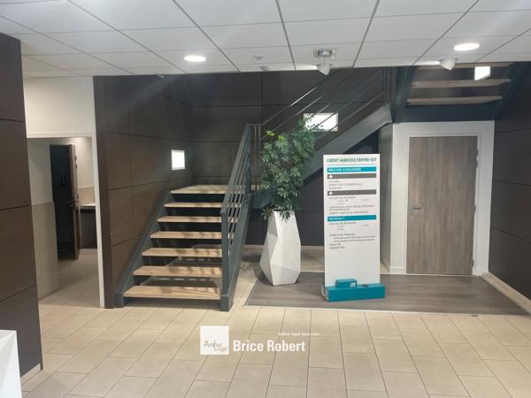 Bureaux à louer à Dardilly immeuble dernière génération avec parking