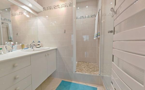 Appartement à vendre    4 pièces • 94 m2 La Rochelle