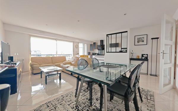 Appartement à vendre    4 pièces • 94 m2 La Rochelle