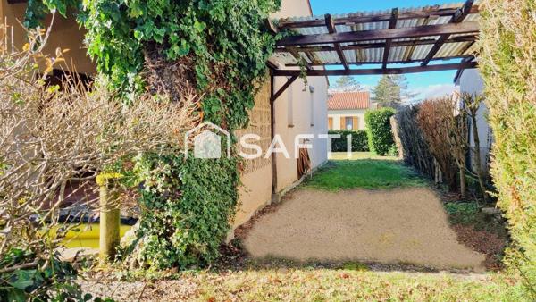 Plain-pied avec jardin, beau potentiel à saisir