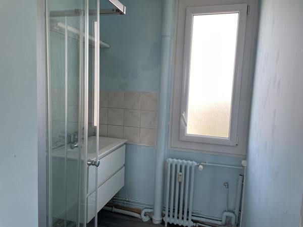 Appartement
         5 pièces
        - 65 m² Exclusivité