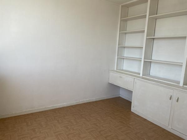 Appartement
         5 pièces
        - 65 m² Exclusivité