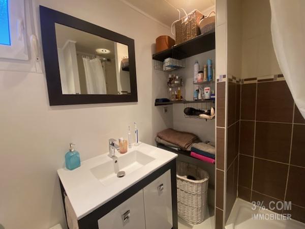 3%.COM Beau F3 avec terrasse, garage et cave. Hochfelden (67270)