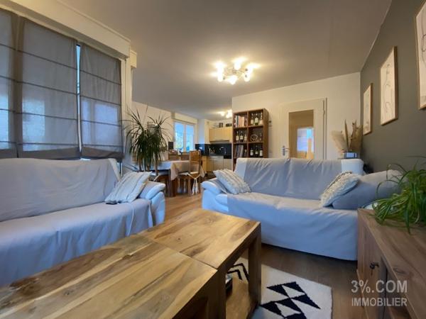 3%.COM Beau F3 avec terrasse, garage et cave. Hochfelden (67270)