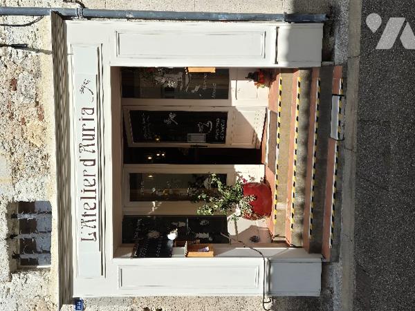 LECTOURE (32700) Local d'activités de 87m² sur 3 niveaux.