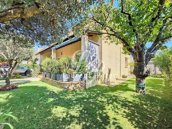 Maison familiale avec piscine à Lunel