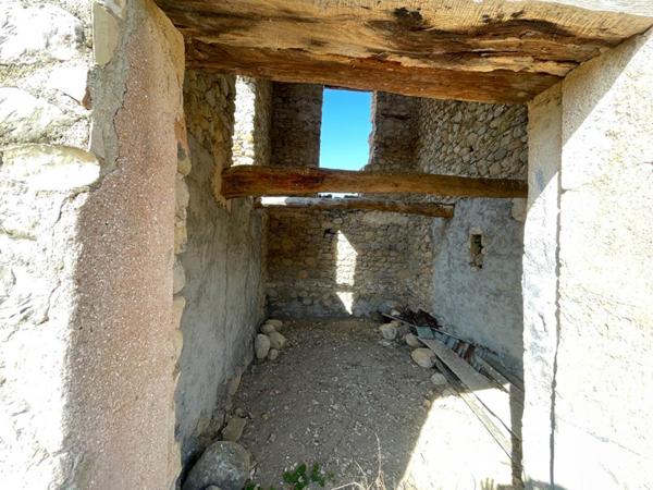 Cabanon de loisirs 16m2  Champtercier (04 660) - Terrain 569m2