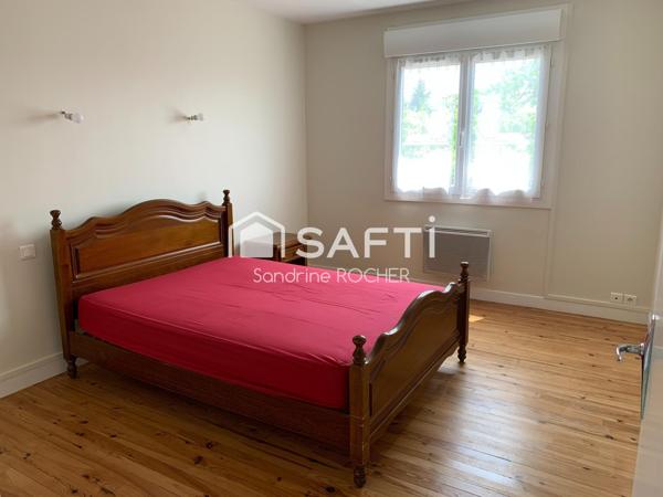 Opportunité à Cognac : maison de 82 m² avec sous sol aménageable, garage et jardin de 701 m²